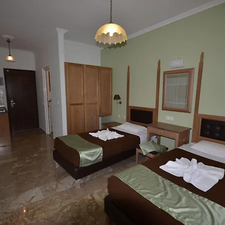 Irene Hotel de apartamente Agios Gordios (Corfu)