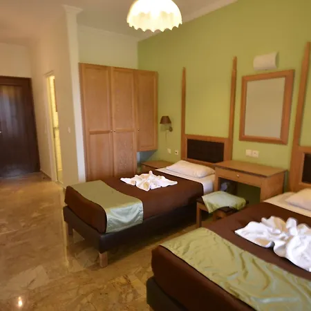 Irene Hotel de apartamente Agios Gordios (Corfu)