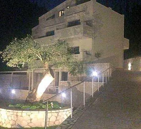 Irene Apart Otel
