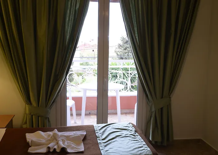 Apartahotel Irene Agios Gordios (Corfu)