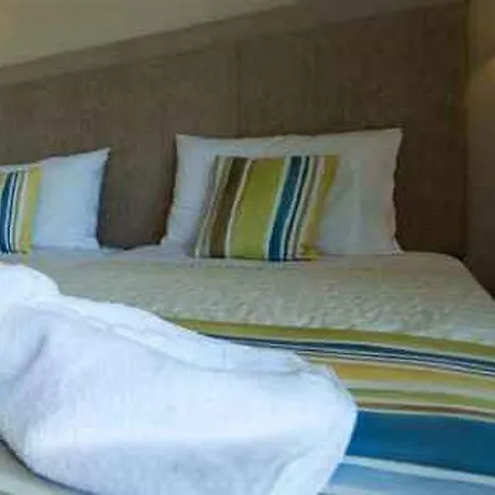 Irene Aparthotel