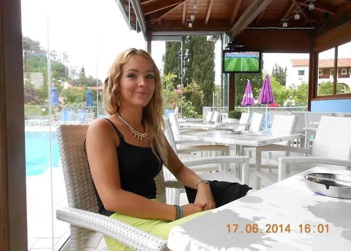 מלון דירות Irene