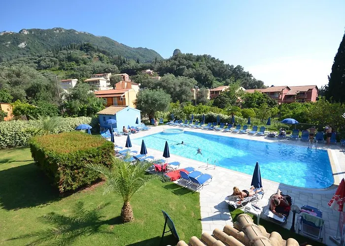 Irene מלון דירות 3*